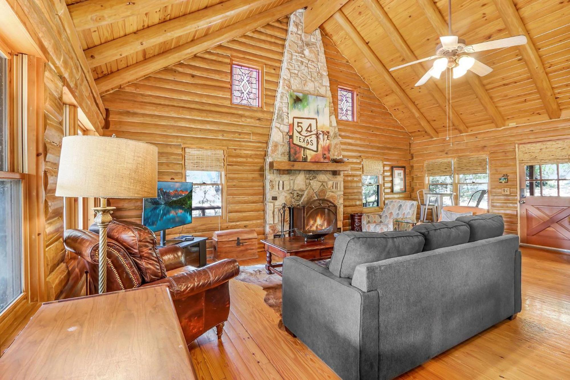 Falls Log Home Wimberley Kültér fotó